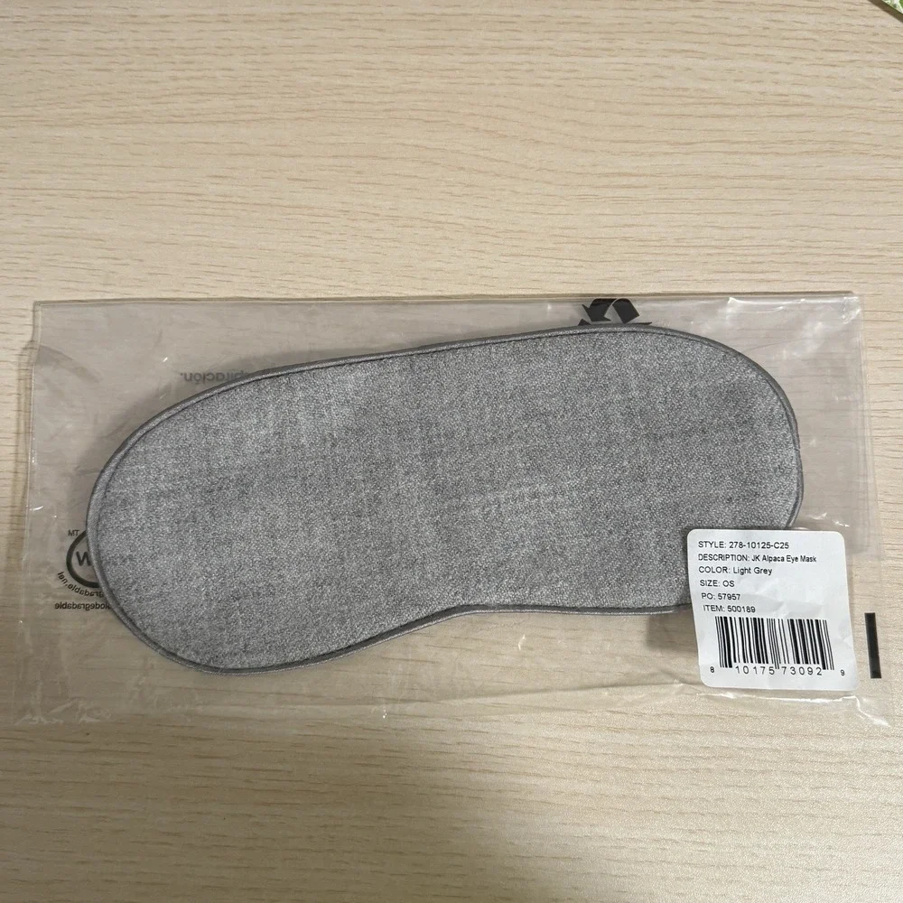 Jenni Kayne NEW Alpaca Gray‎ Eye Sleep Mask